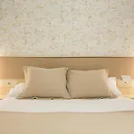 Serranos 24 Rector Cobos