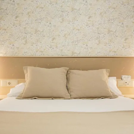 Serranos 24 Rector Cobos